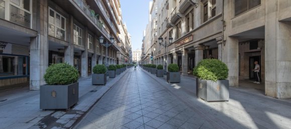 Gewerbliche Immobilie in Granada, Spain 500m², Nr. 178938 4