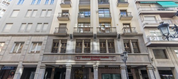 Gewerbliche Immobilie in Granada, Spain 500m², Nr. 178938 2