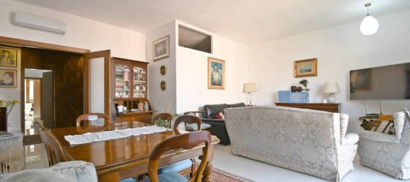 3 bedrooms Apartment in Cagliari, Italy No. 270101 5