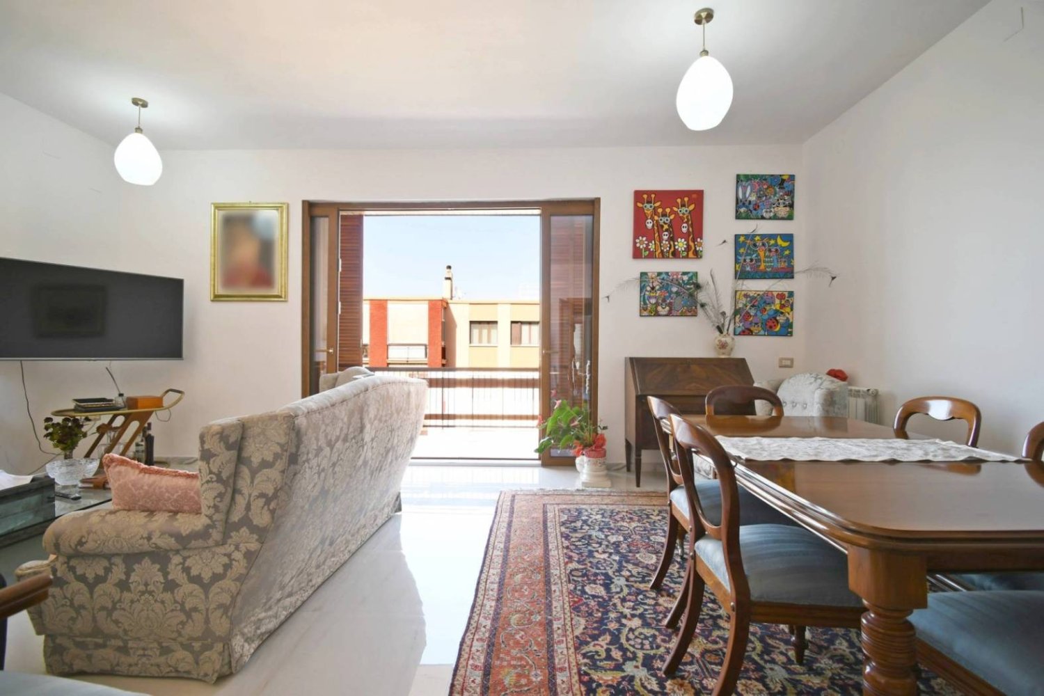 3 bedrooms Apartment in Cagliari, Italy No. 270101