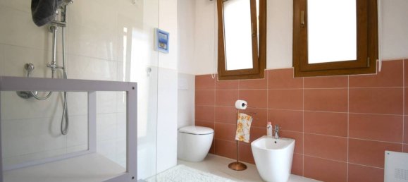 3 bedrooms Apartment in Cagliari, Italy No. 270101 17