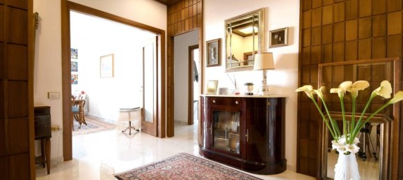 3 bedrooms Apartment in Cagliari, Italy No. 270101 20