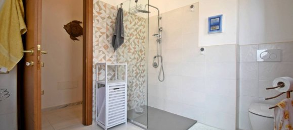 3 bedrooms Apartment in Cagliari, Italy No. 270101 18