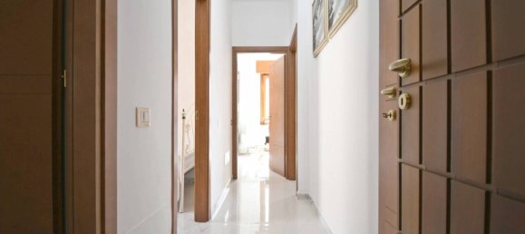 3 bedrooms Apartment in Cagliari, Italy No. 270101 25