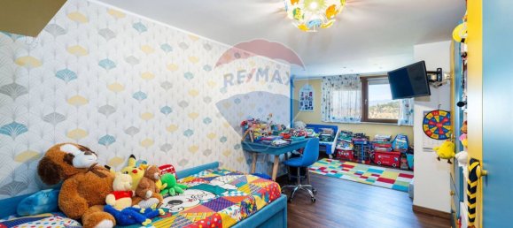 4 Schlafzimmer Wohnung in Monterotondo, Italy, Nr. 335793 14