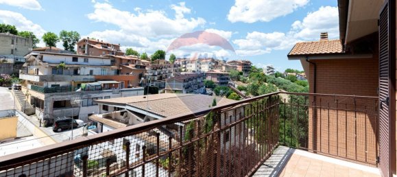 4 Schlafzimmer Wohnung in Monterotondo, Italy, Nr. 335793 7