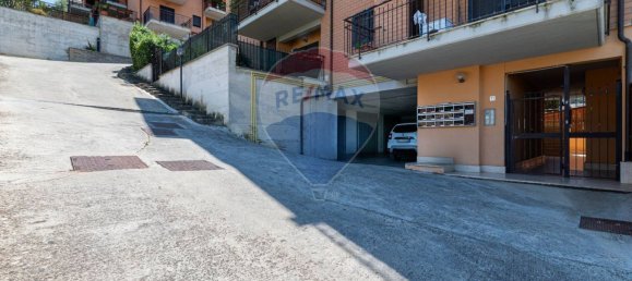 4 Schlafzimmer Wohnung in Monterotondo, Italy, Nr. 335793 23