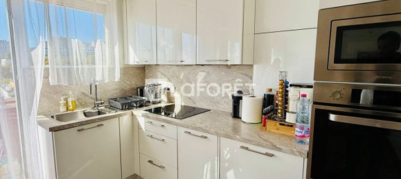 2 bedrooms Apartment in Montreuil, France No. 162772 2