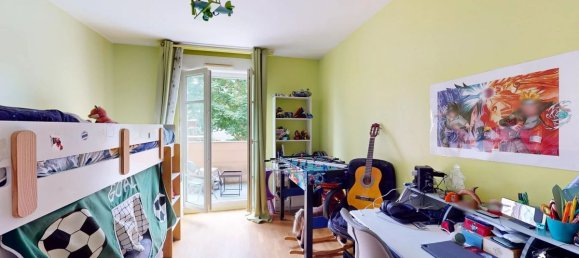 3 bedrooms Apartment in Emerainville, France No. 333356 14