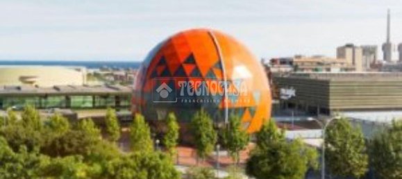 Gewerbliche Immobilie in Badalona, Spain 87m², Nr. 144965 2