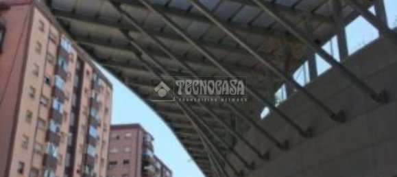 Gewerbliche Immobilie in Badalona, Spain 87m², Nr. 144965 9