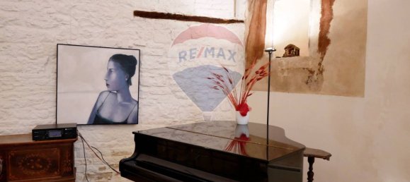 Imóvel comercial de 1 divisão em Bitonto, Italy N.º 292981 13