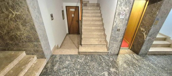 Studio in Padua, Italy No. 171150 8