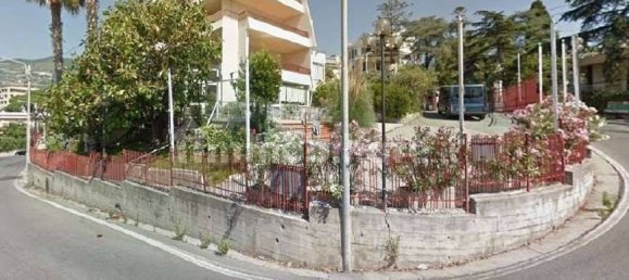 5 rooms Hotel in Sanremo, Italy No. 296482 3