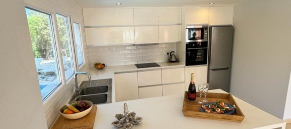 4 غرف نوم منزل في Paphos, Cyprus رقم 9646 3