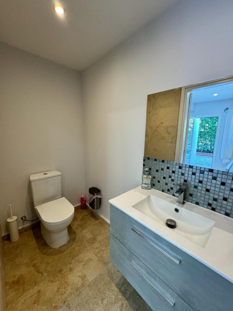 4 غرف نوم منزل في Paphos, Cyprus رقم 9646