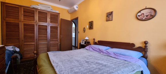 3 rooms Apartment in Genoa, Italy No. 231923 19