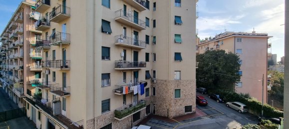 3 rooms Apartment in Genoa, Italy No. 231923 5