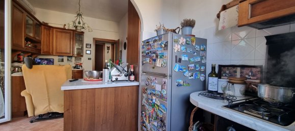 3 rooms Apartment in Genoa, Italy No. 231923 11