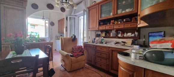 3 rooms Apartment in Genoa, Italy No. 231923 12