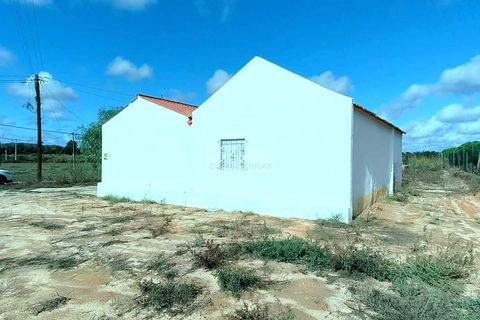 Дом с 6 спальнями в Лагуш, Португалия № 147341