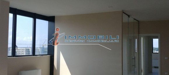 Apartamento de 4 habitaciónes en Milan, Italy No. 250742 12