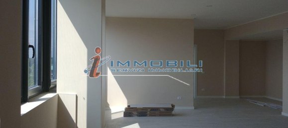 Apartamento de 4 habitaciónes en Milan, Italy No. 250742 23