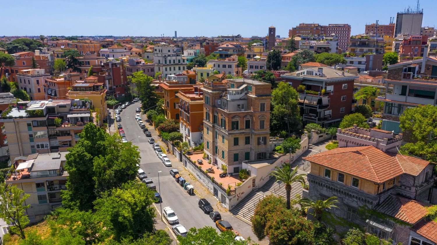 3 bedrooms Apartment in Rome, Italy No. 391187