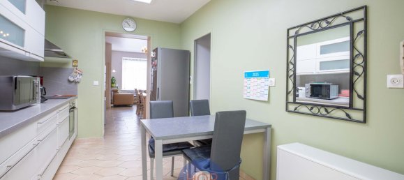 4 bedrooms House in Roubaix, France No. 363150 7