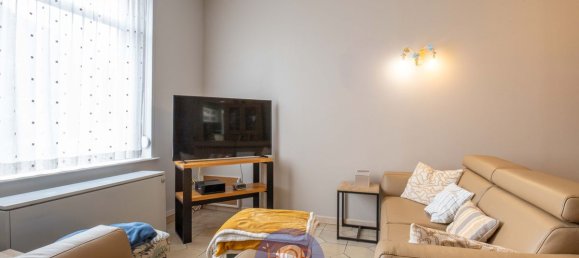 4 bedrooms House in Roubaix, France No. 363150 3