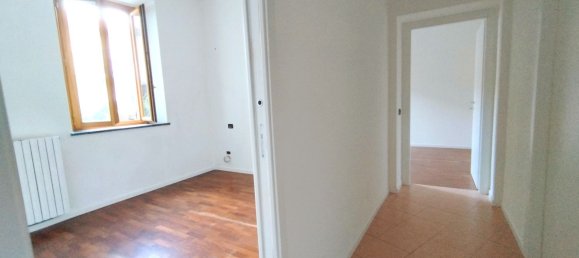 3غرفة شقة في Rho, Italy رقم 22921 20