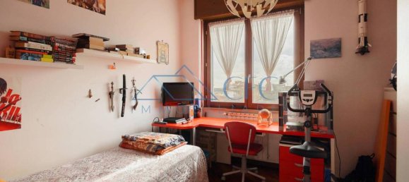 Apartamento de 4 habitaciónes en Pioltello, Italy No. 38935 15