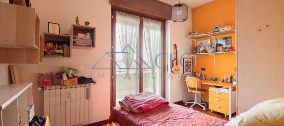 Apartamento de 4 habitaciónes en Pioltello, Italy No. 38935 13