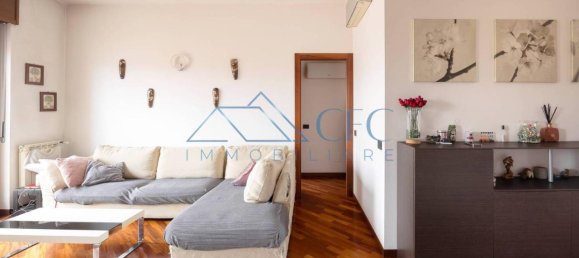 Apartamento de 4 habitaciónes en Pioltello, Italy No. 38935 2