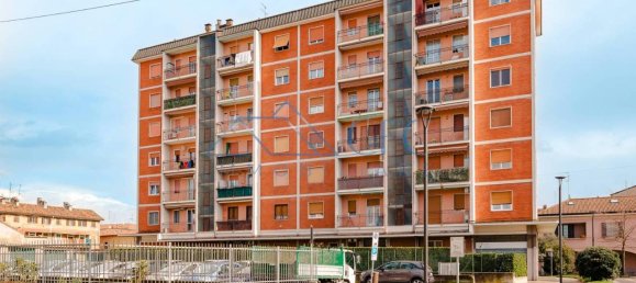 Apartamento de 4 habitaciónes en Pioltello, Italy No. 38935 27