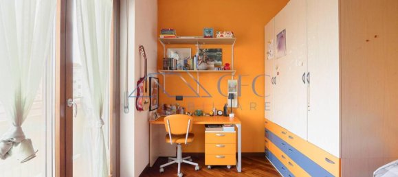 Apartamento de 4 habitaciónes en Pioltello, Italy No. 38935 14