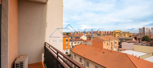 Apartamento de 4 habitaciónes en Pioltello, Italy No. 38935 4