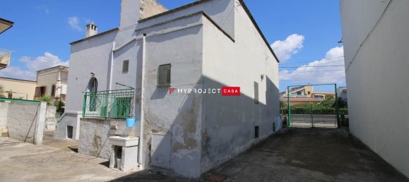 5 chambres Villa à Crispiano, Italy No. 312372 2