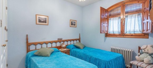 4 bedrooms House in Granada, Spain No. 150618 16