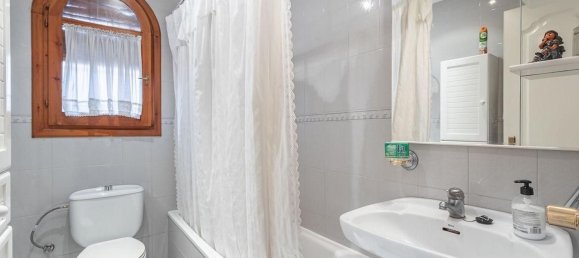 4 bedrooms House in Granada, Spain No. 150618 18