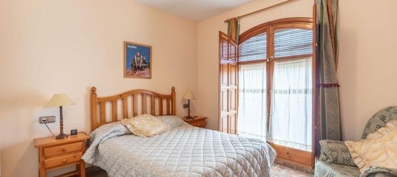 4 bedrooms House in Granada, Spain No. 150618 10