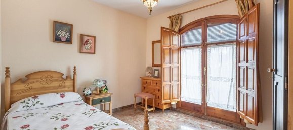 4 bedrooms House in Granada, Spain No. 150618 12