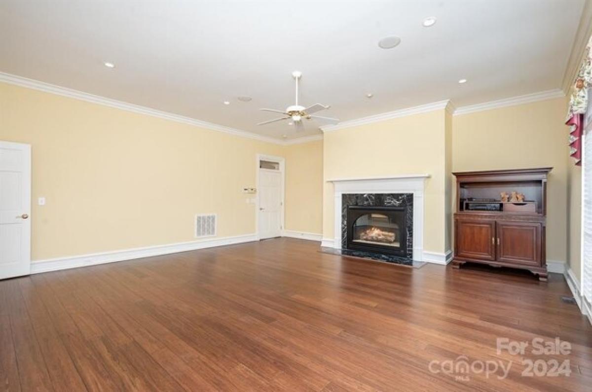 3 Schlafzimmer Haus in Salisbury, USA, Nr. 385414