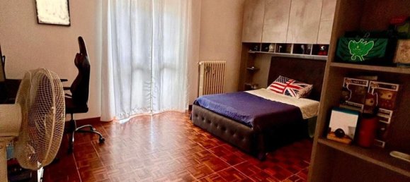 5 bedrooms Apartment in Biella, Italy No. 358062 14