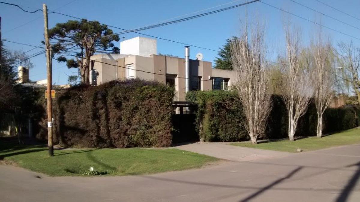 3 bedrooms House in Campo Creado, Argentina No. 59772