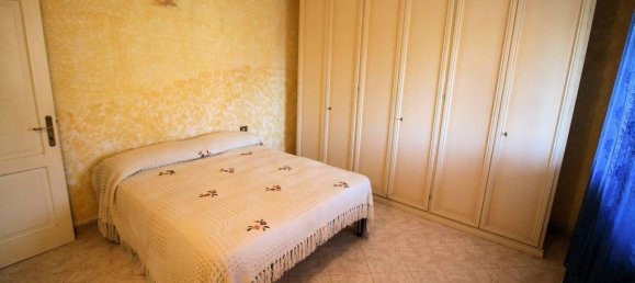 4 bedrooms House in Roccastrada, Italy No. 135000 12