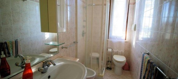 4 bedrooms House in Roccastrada, Italy No. 135000 20