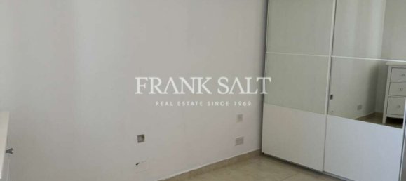 Apartamento de 2 dormitorios en Kalkara, Malta No. 8147 12