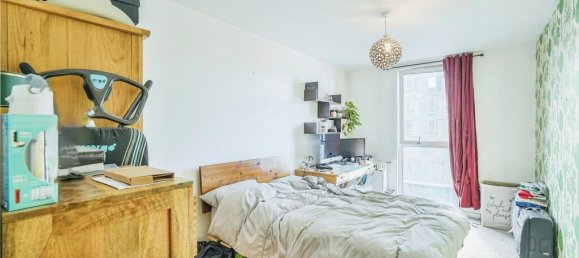 2 bedrooms Apartment in London, United Kingdom No. 10607 10