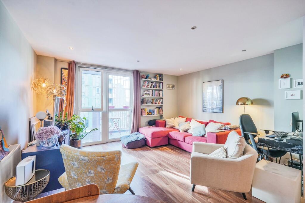 2 bedrooms Apartment in London, United Kingdom No. 10607